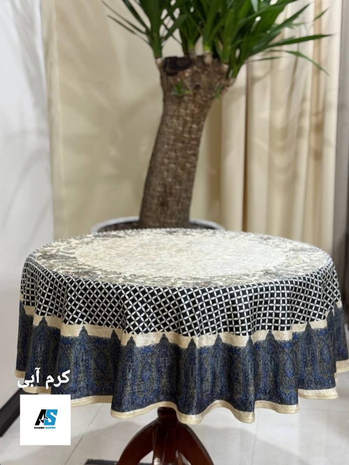 رومیزی و سفره پارچه ای ضد لک گرد قطر ۱۴۰ طرح شطرنجی کرم آبی