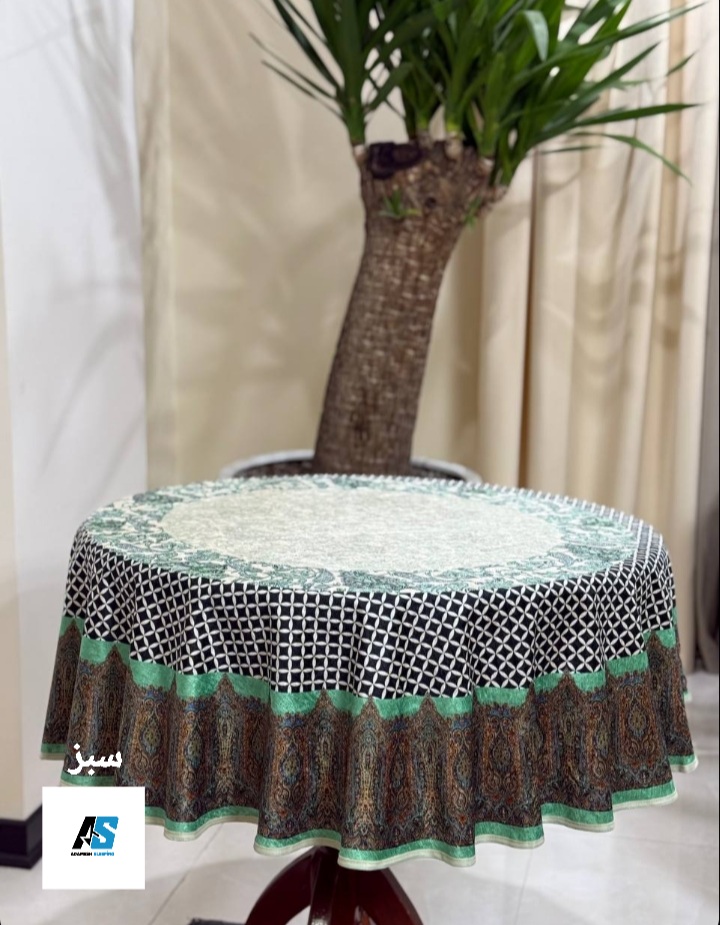 رومیزی و سفره پارچه ای ضد لک گرد قطر ۱۴۰ طرح شطرنجی سبز